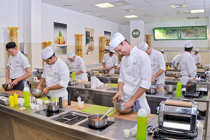 Master in cucina ed enologia italiana
